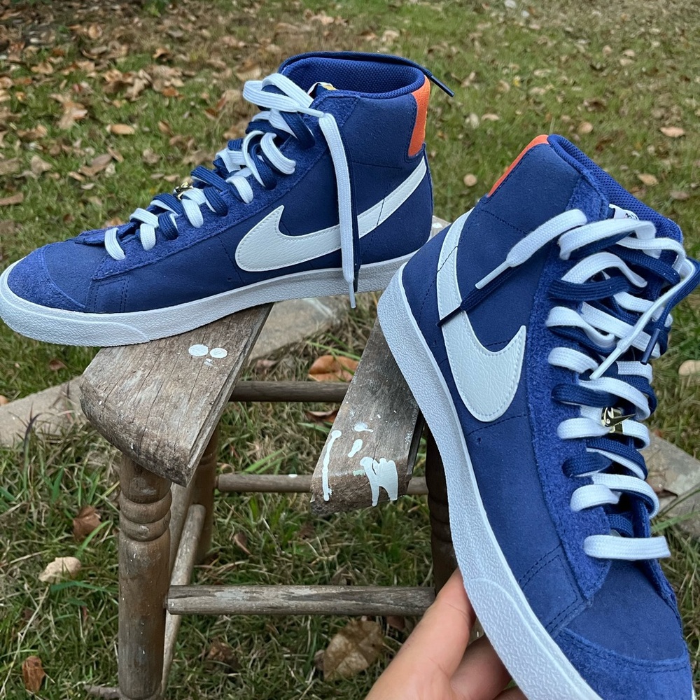 Nike Blue and White High-Top Blazers
